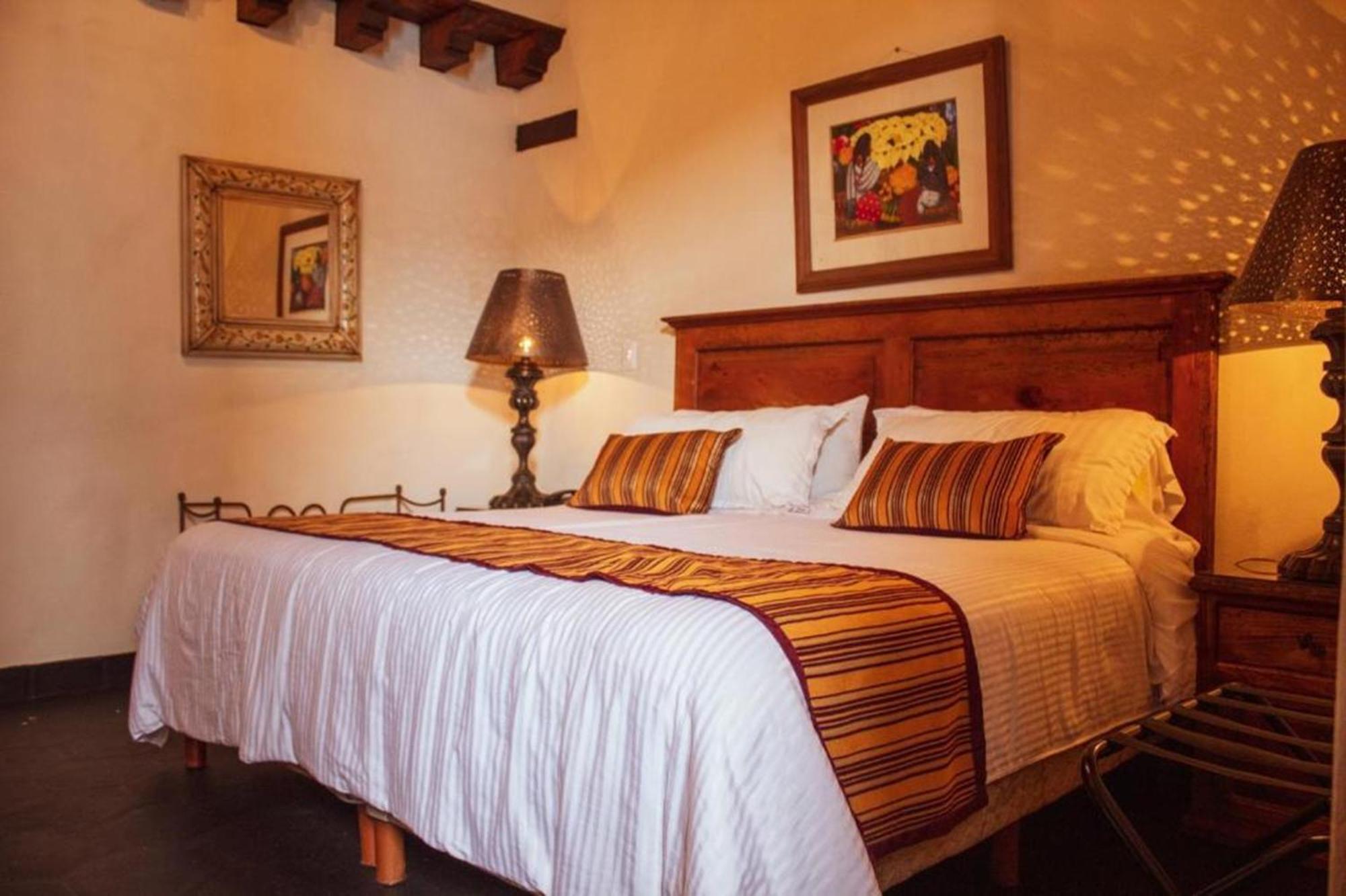Mansion De Los Suenos Patzcuaro Exterior photo